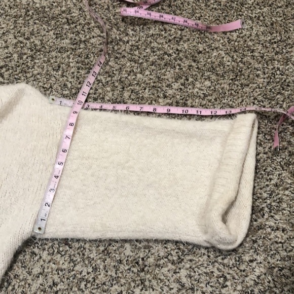 Wildfox White Label Cardigan Sweater Size XS Cream Eyelash Embroidered Monogram - Picture 11 of 11